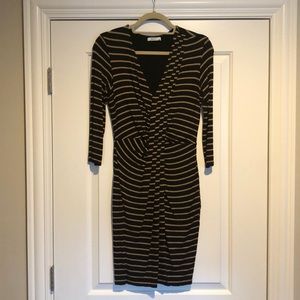 Causal Black and Gold Striped Long Sleeved Dress